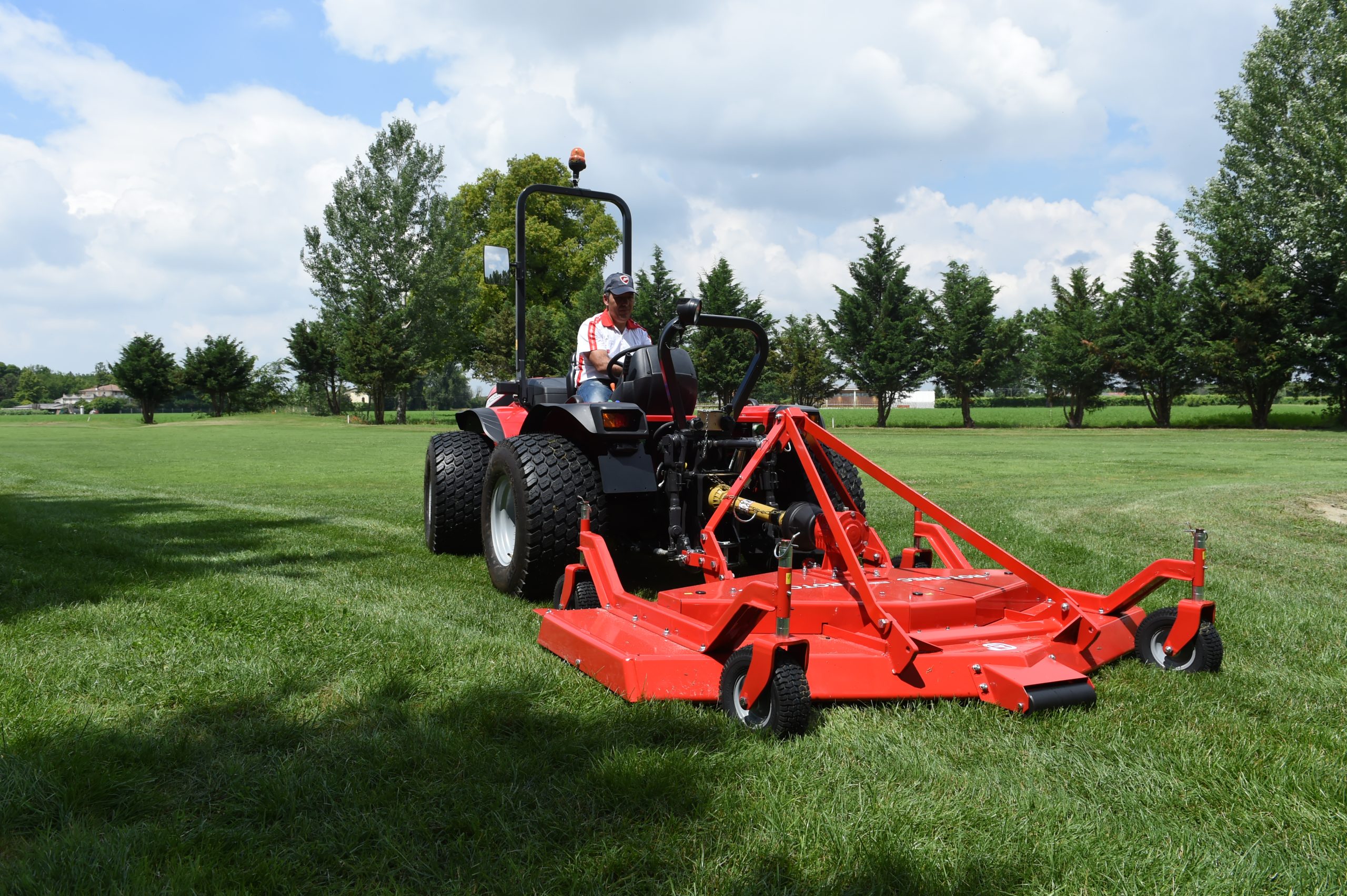 Cyclone C50 grooming mowers