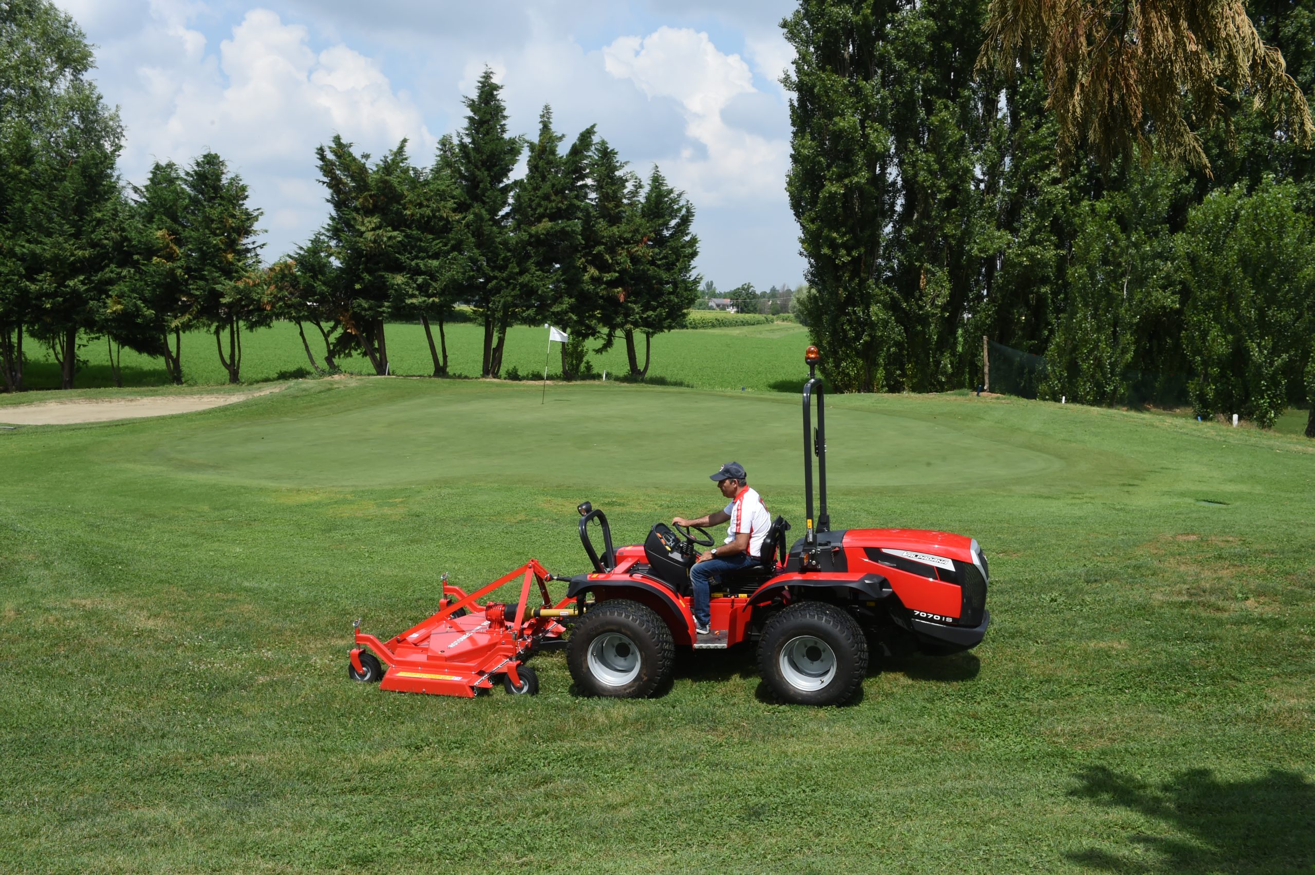 Cyclone C50 grooming mowers